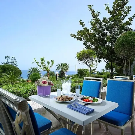 Helea Lifestyle Θέρετρο Καλλιθέα